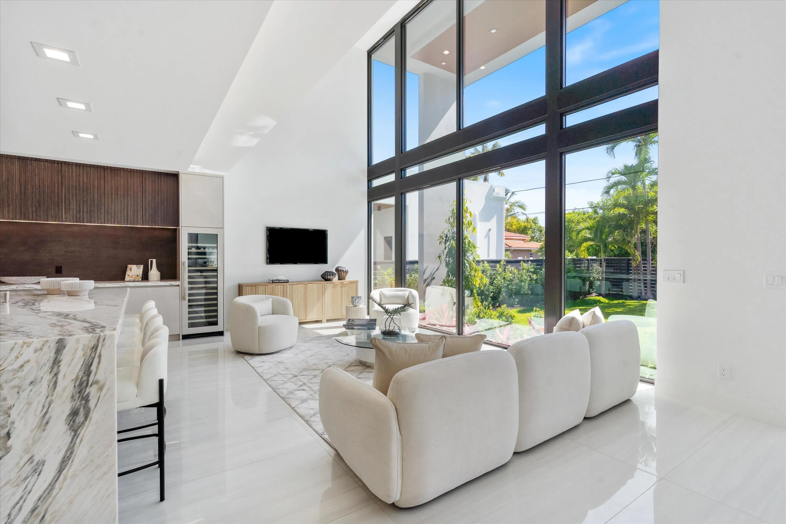 04-508 NE 9th Ave Ft. Lauderdale, FL-111