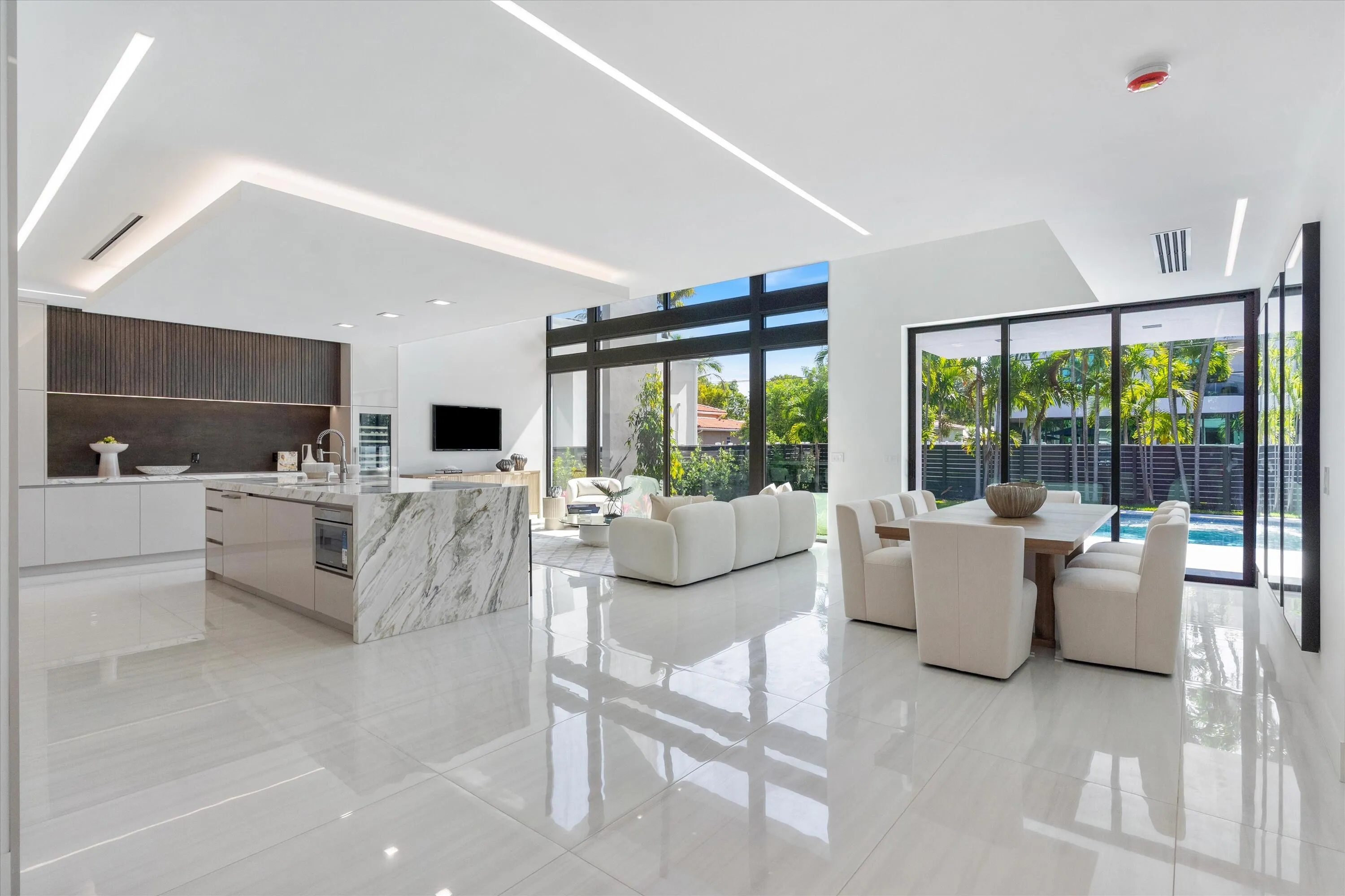 10-508 NE 9th Ave Ft. Lauderdale, FL-108