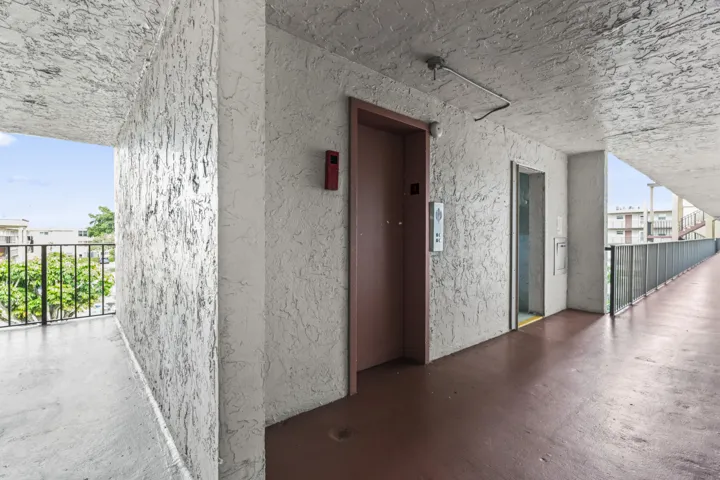 Elevator