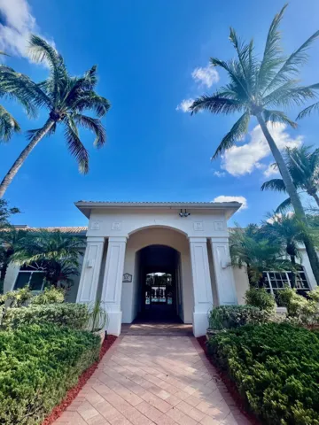Pool Clubhouse