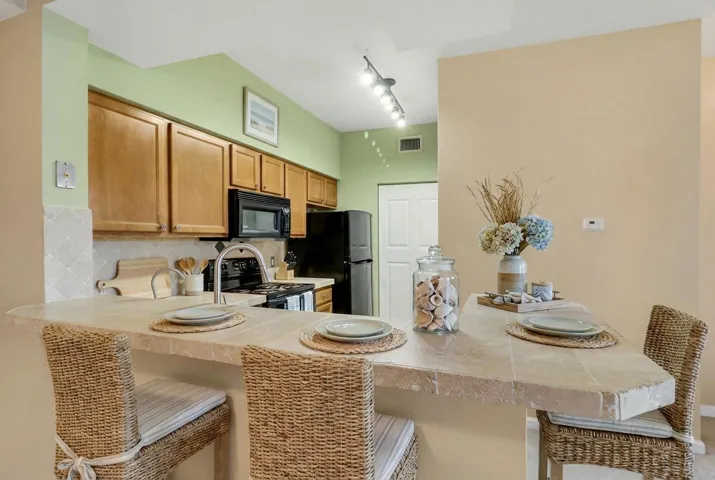 Breakfast Bar Virtually​​‌​​​​‌​​‌‌​‌‌​​​‌‌​‌​‌​‌​​​‌​​ Staged