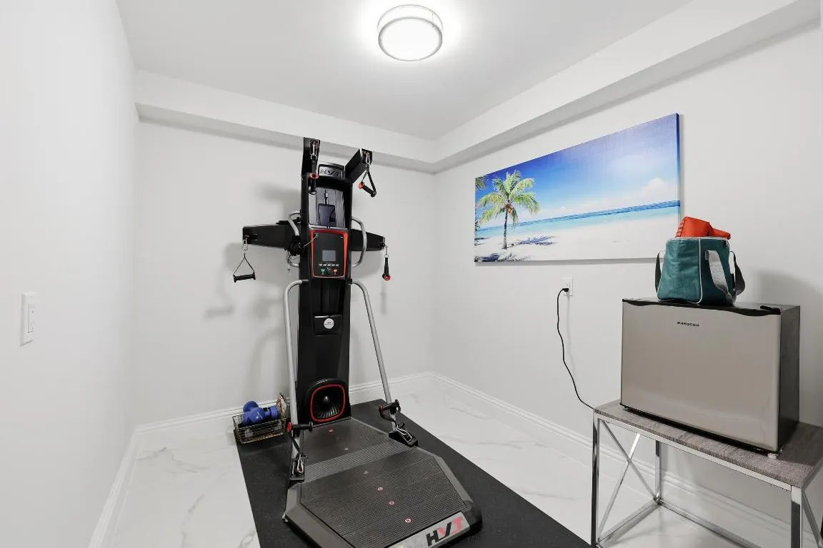 501 S Seas 203 updated bonus room