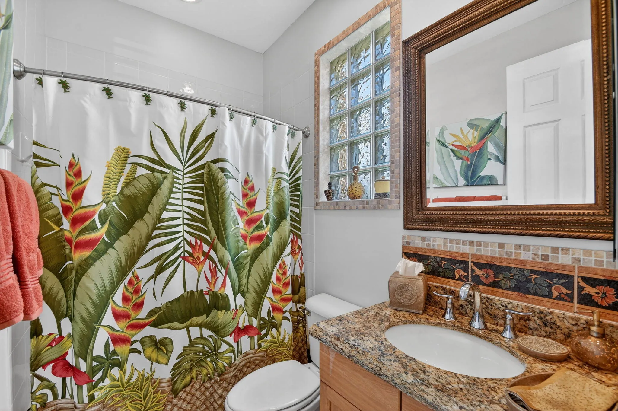 Bath Ensuite for 2nd Guest Suite