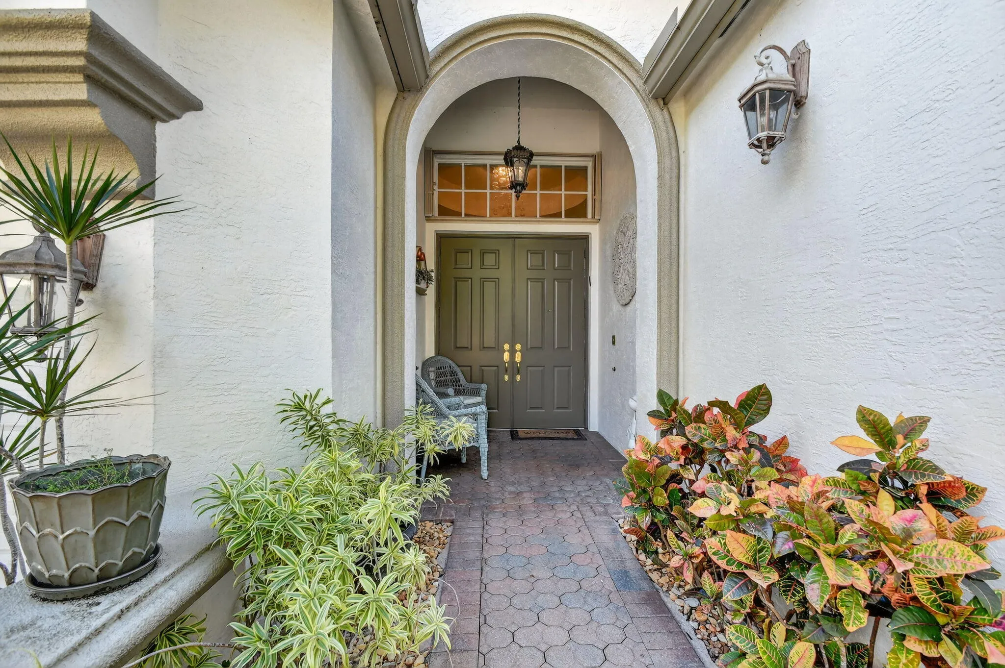 Double Doors welcome you!