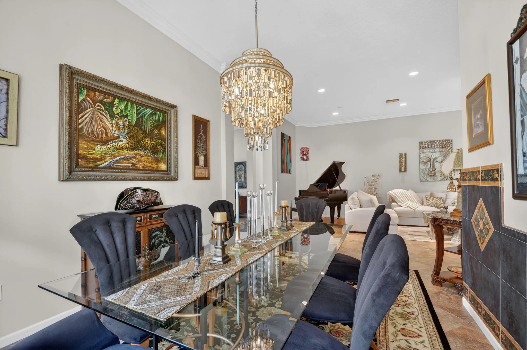 Dedicated formal dining room and or use as multi purpose space