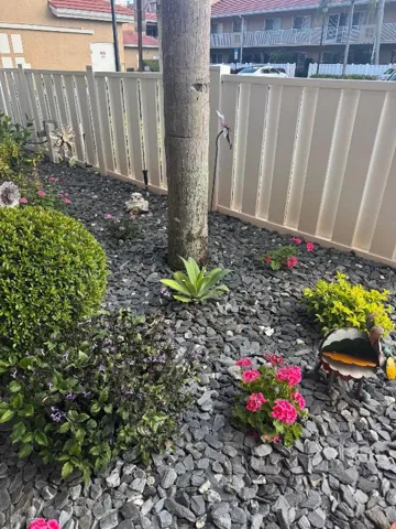 EntryGarden1
