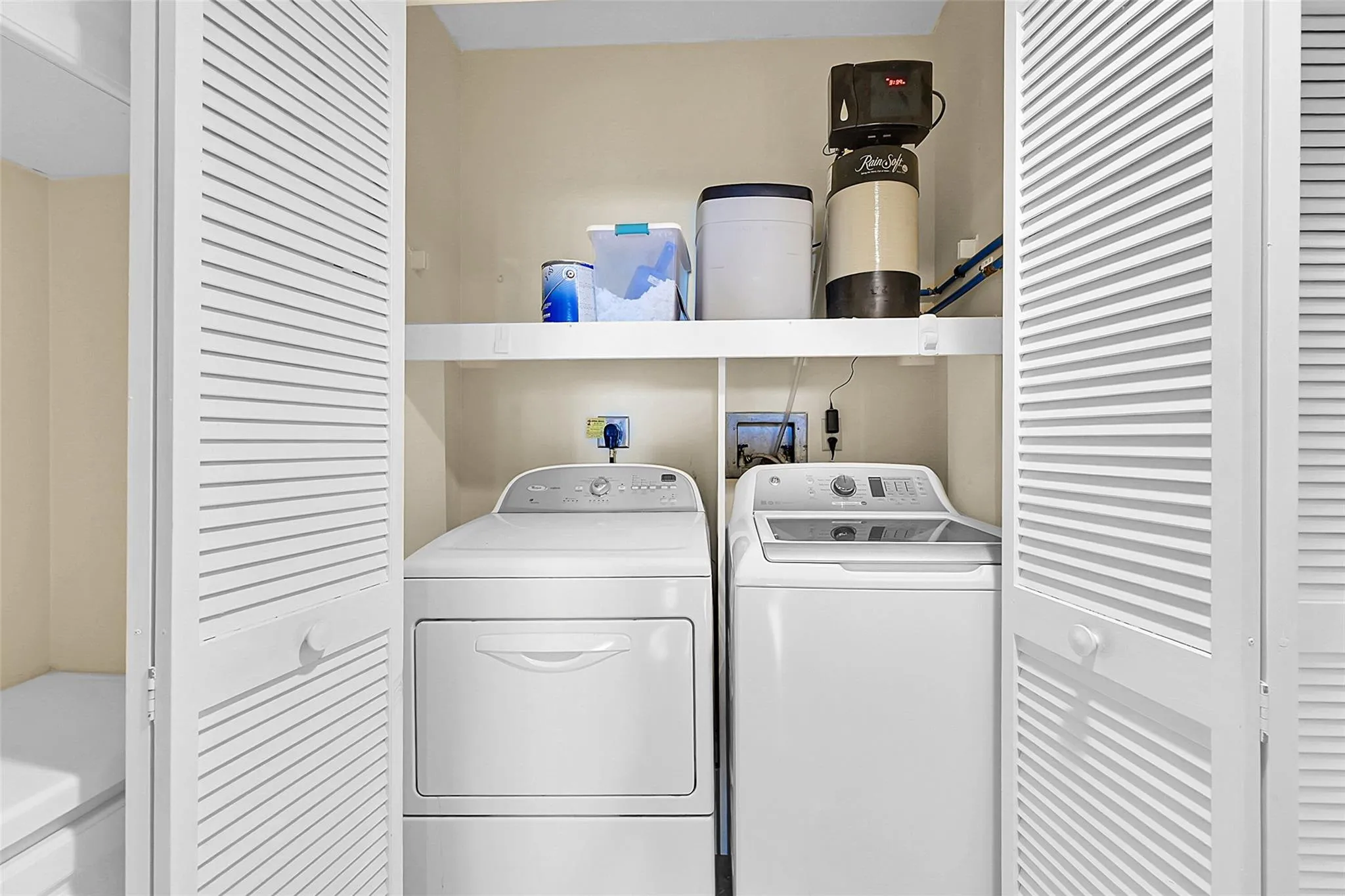 Full size washer and dryer, along with a whole home water purification system, provide exceptional everyday convenience and comfort.