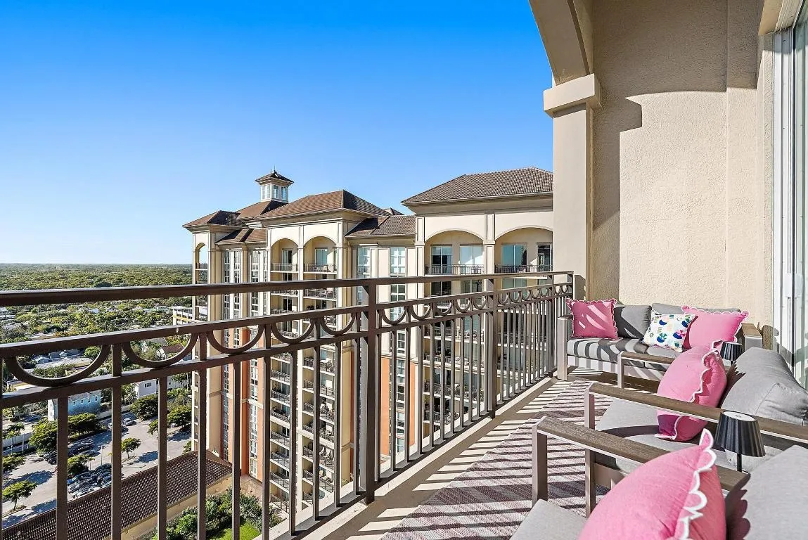 Penthouse Balcony