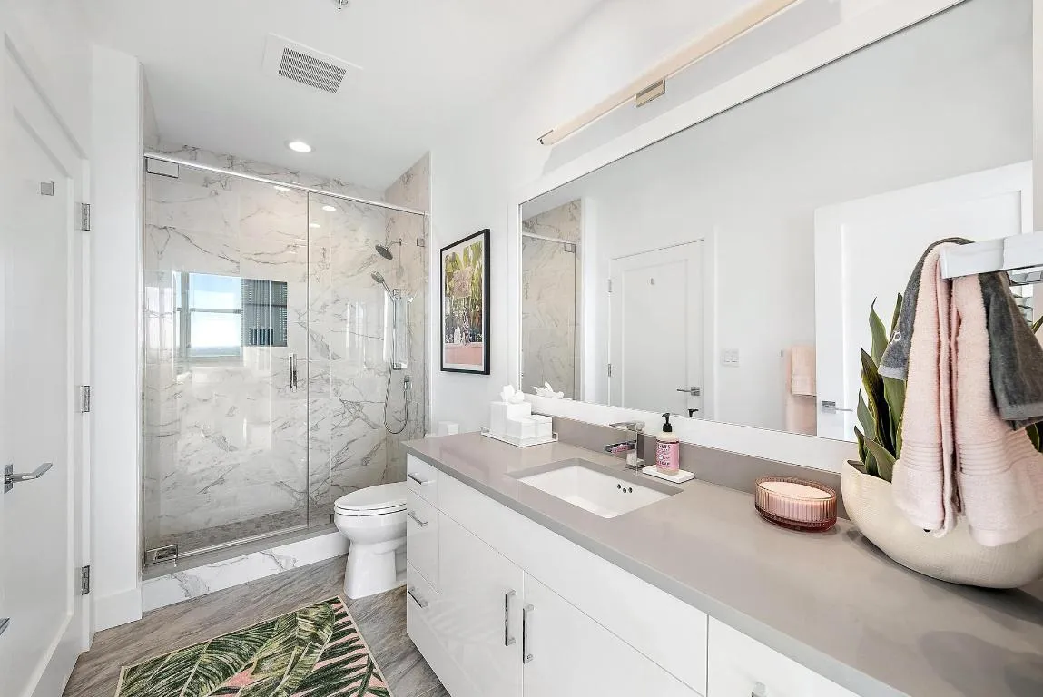 2nd Bathroom