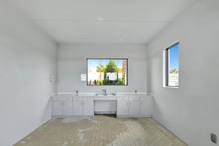 Community Kitchenette