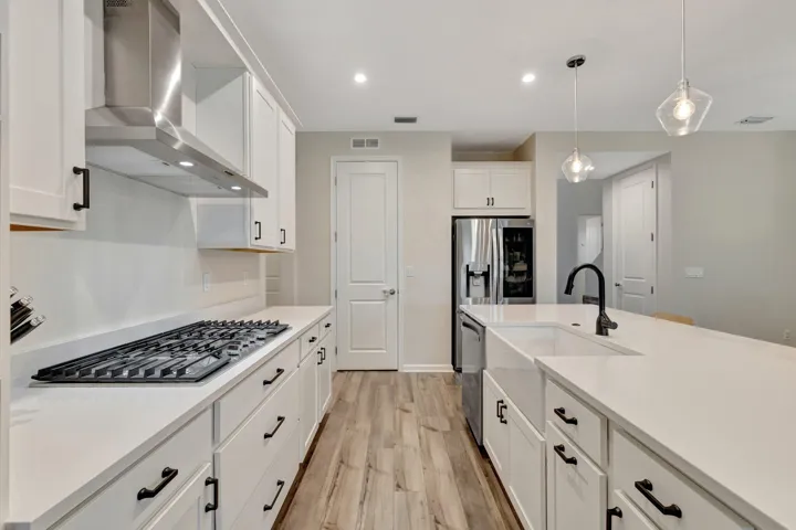 Kitchen & Pantry