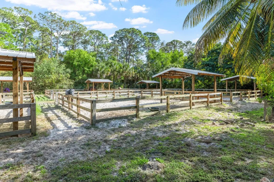 1068 D Rd Loxahatchee Groves-print-085-0