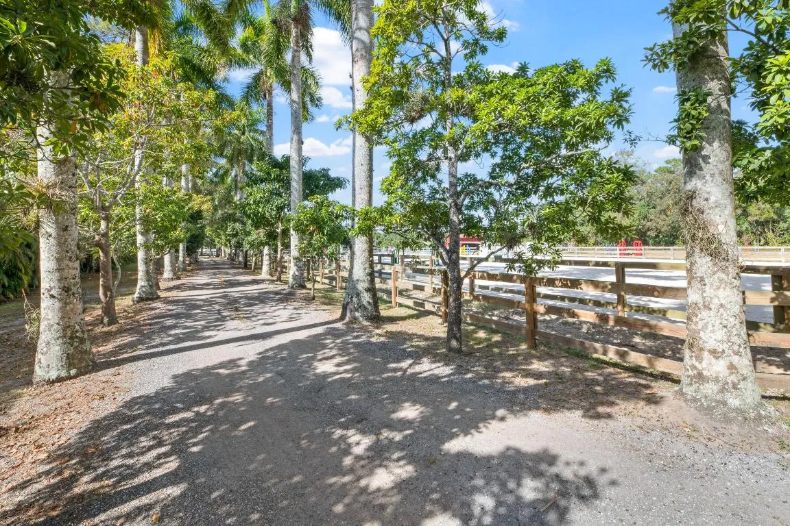 1068 D Rd Loxahatchee Groves-print-024-0