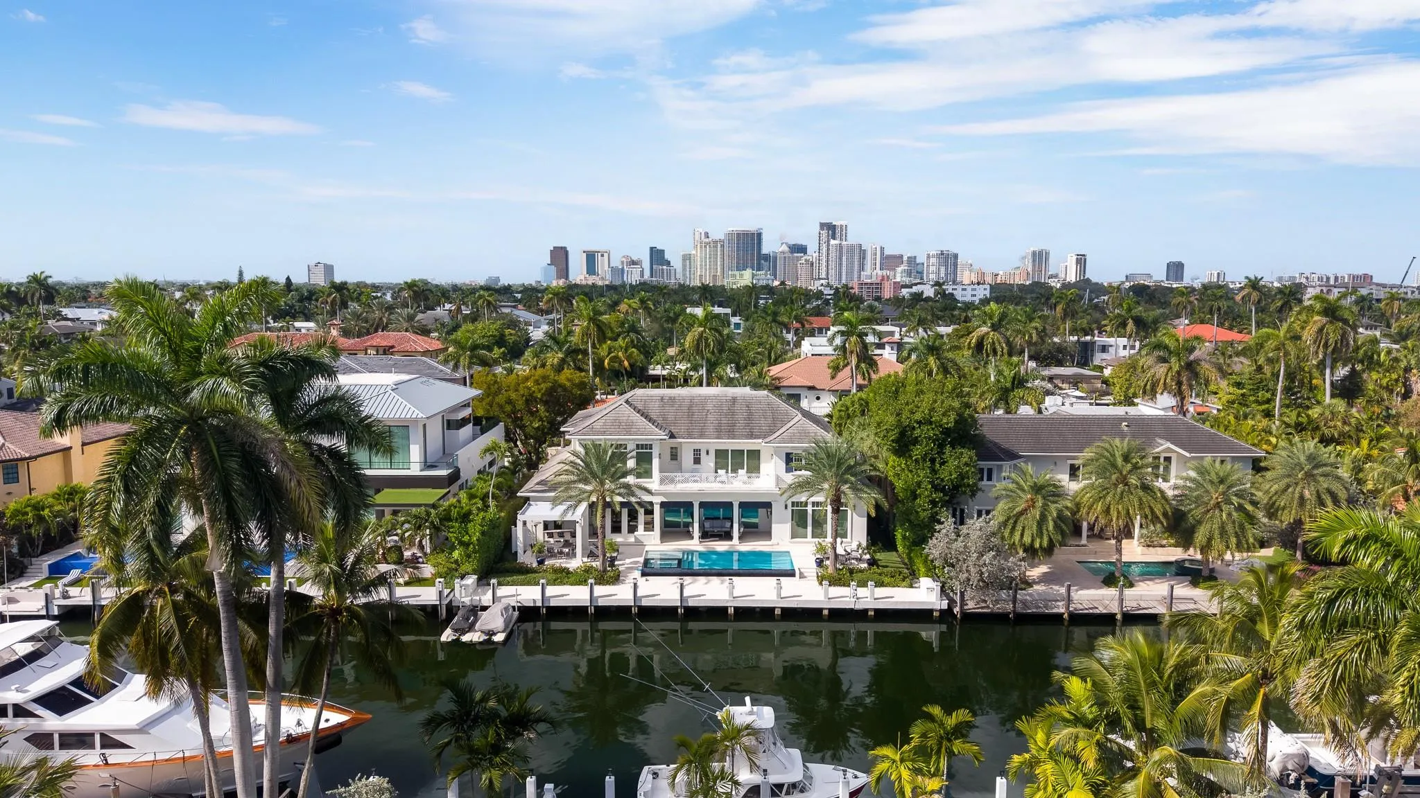 Perfectly situated for: boating, beach days and dinning and shopping