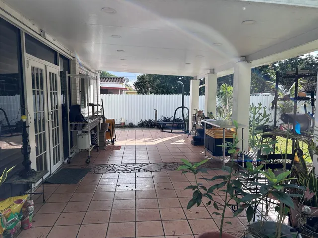 PATIO 2