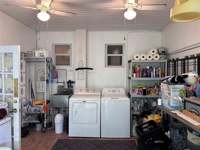 LAUNDRY ROOM 1