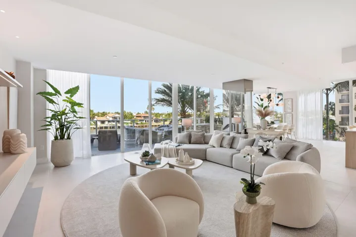 32-web-or-mls-0E2A6976