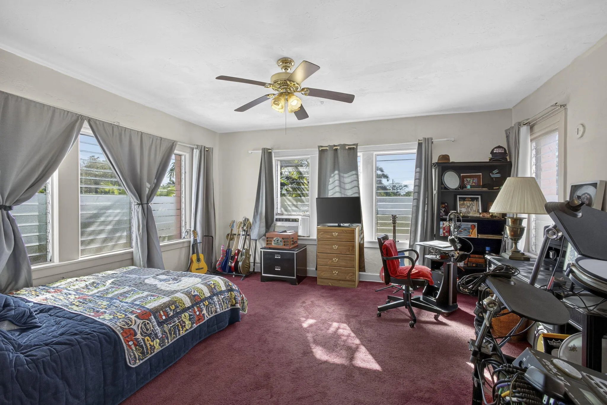 Property photo 33