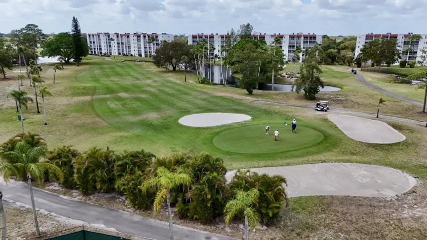 Play as you pay golf.