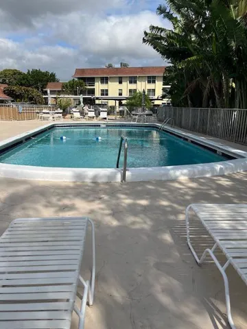 pool