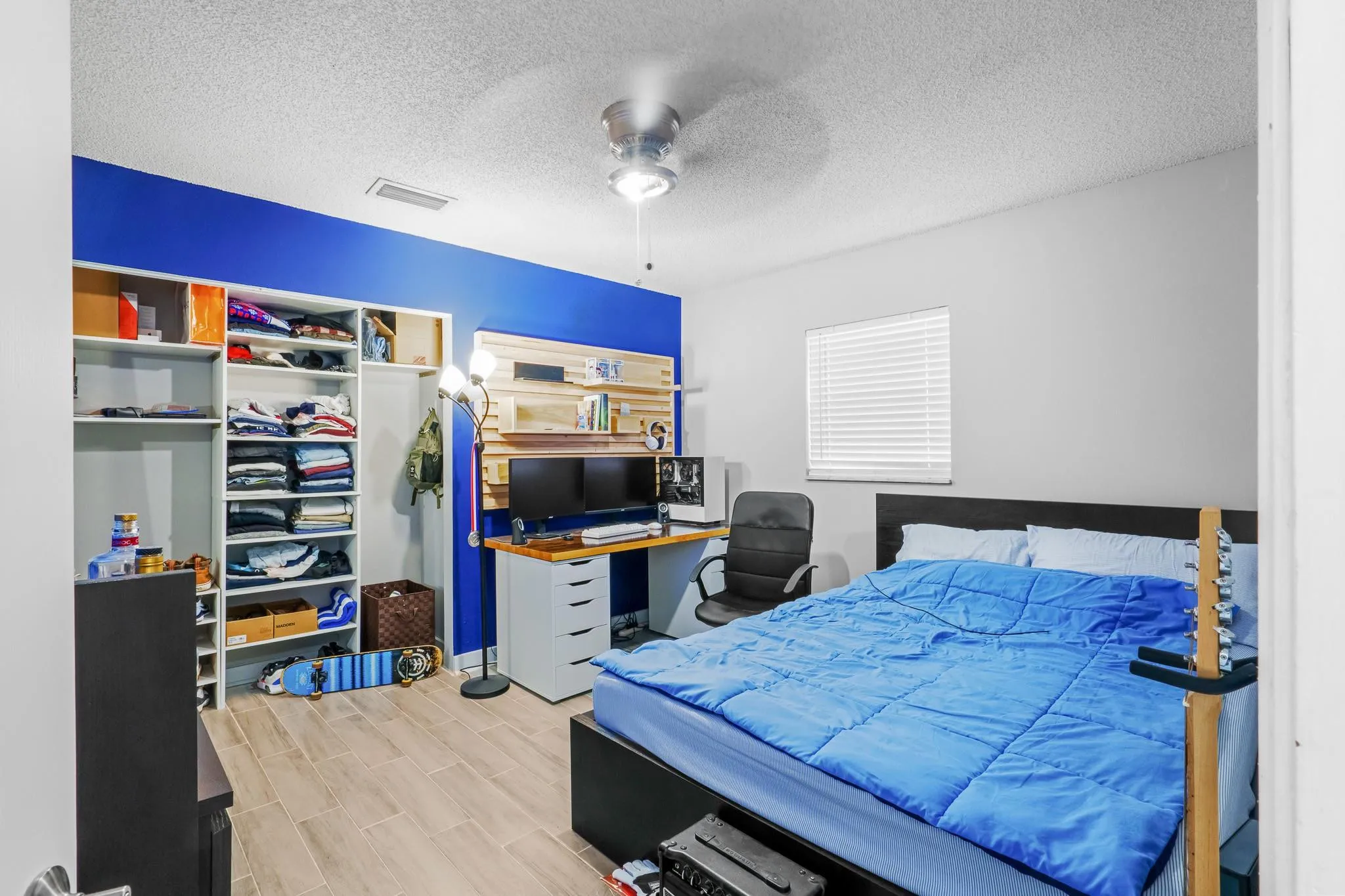 Second bedroom