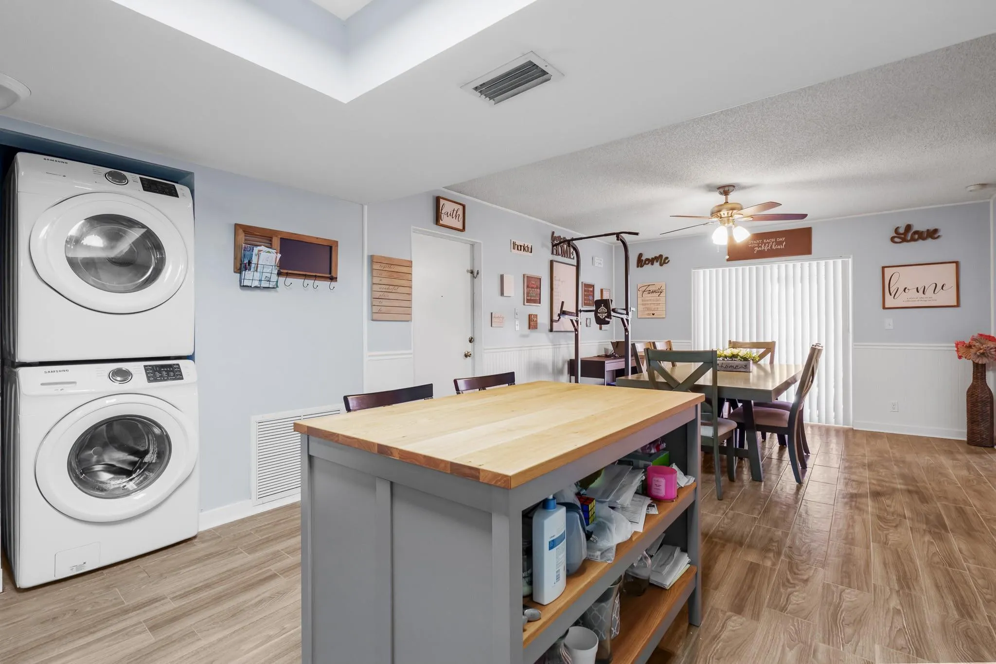 Large center island with added shelving