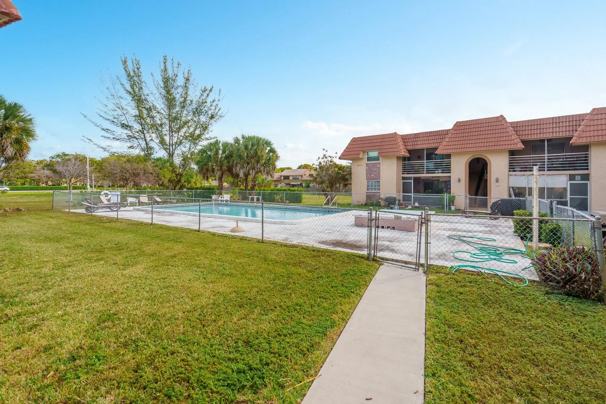 Community pool