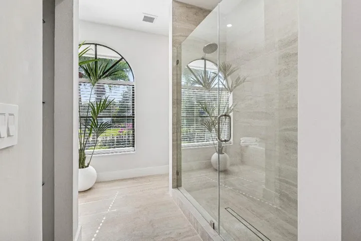 026-48HarbourDriveNorth-BoyntonBeach-FL-