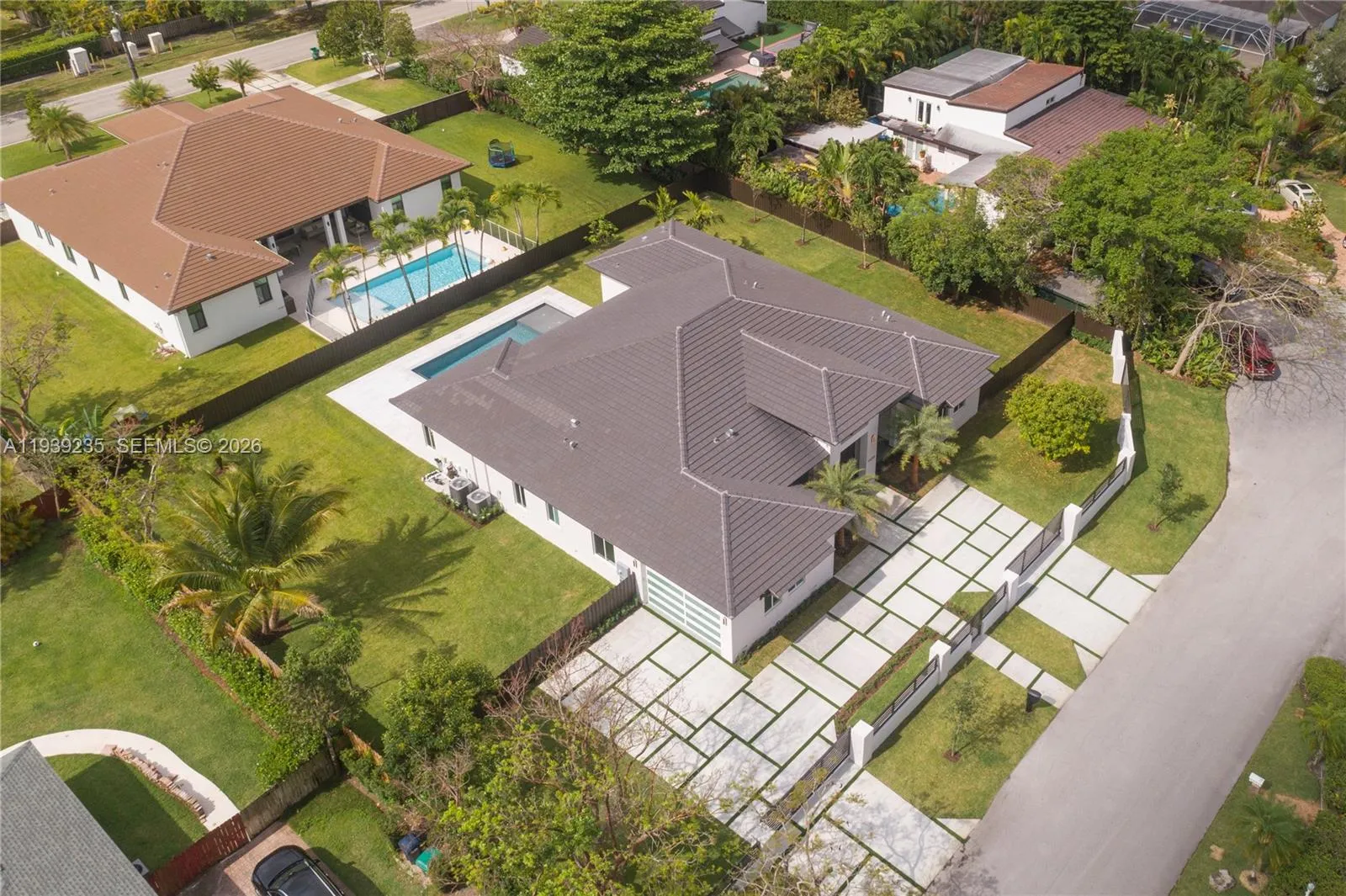 Property photo 32