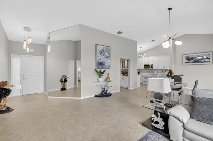 living/ dining room