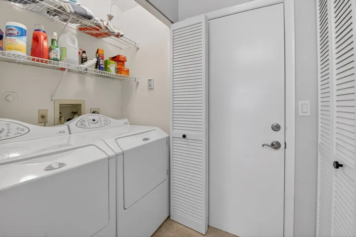 Landry room