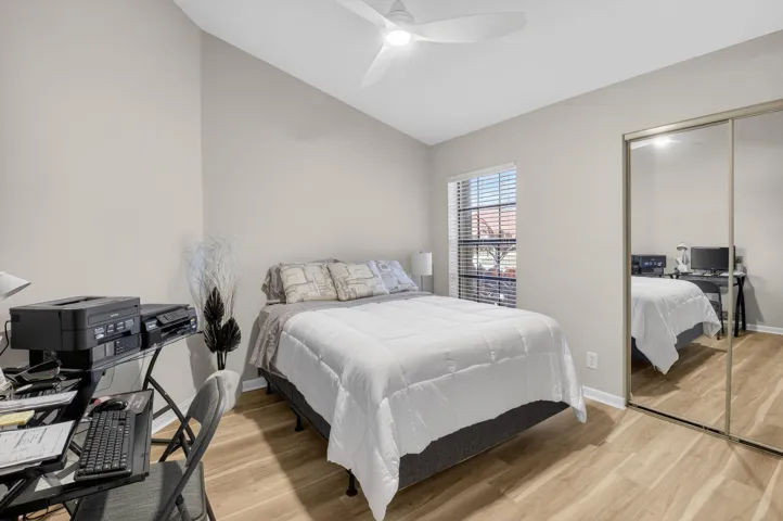 2nd bedroom