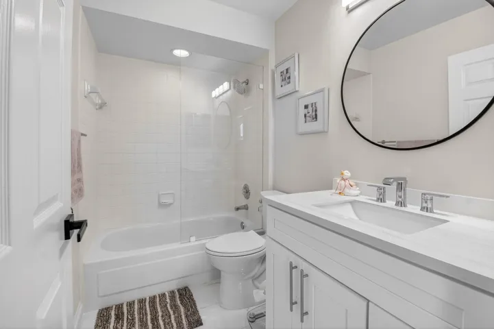 2nd bathroom