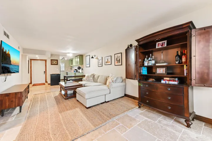 11 living room 03
