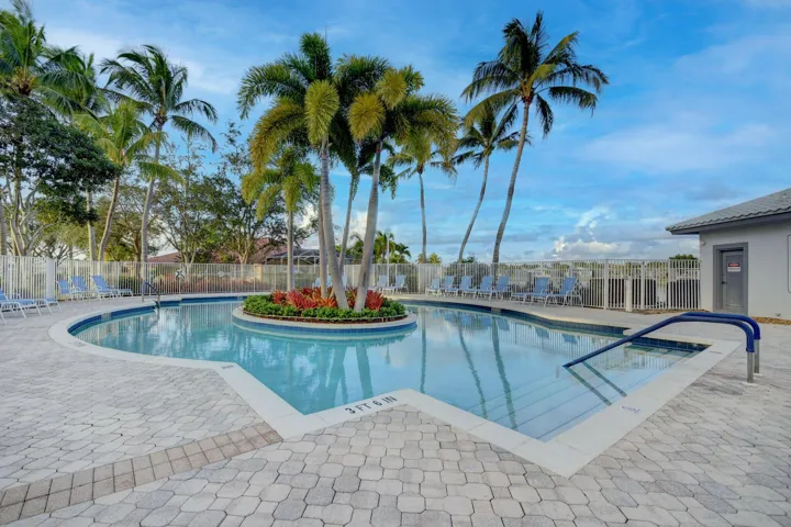 Baywinds_Resistance Walking Pool