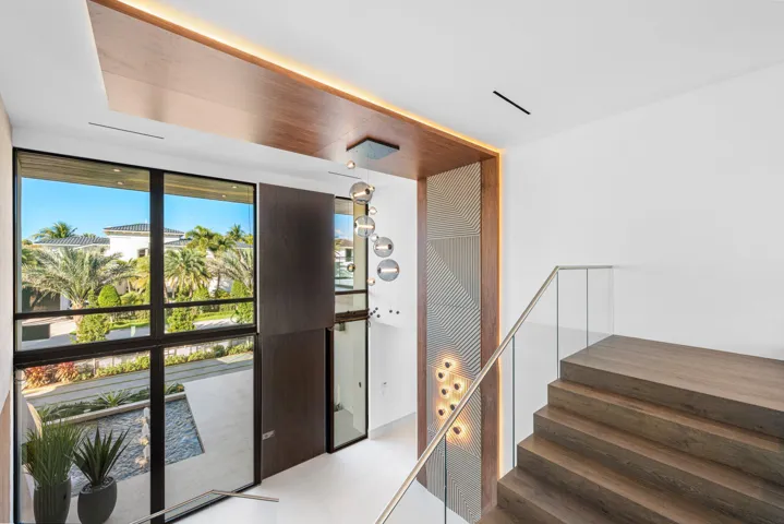 053-234AlexanderPalmRoad-BocaRaton-FL-33