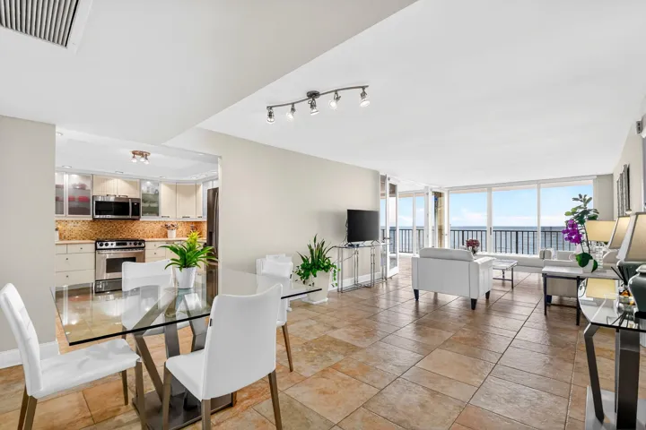 Dining Room/Living Room