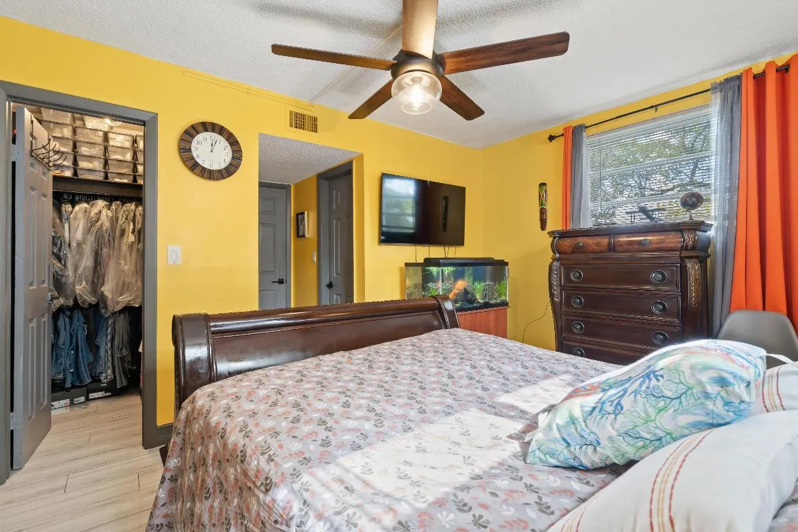 22_1400_Tallwood_Ave_APT_20622_mls