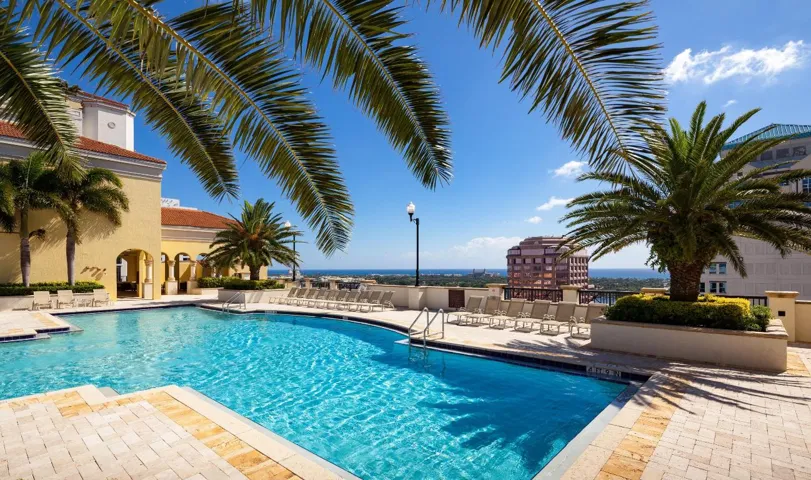 Roof Top POOL