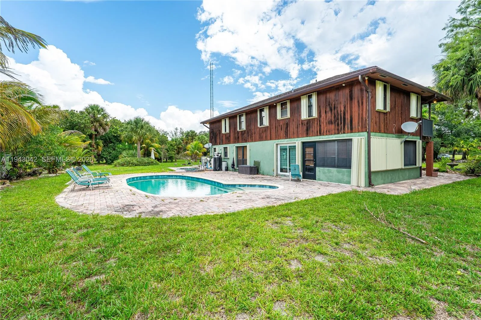 Property photo 11
