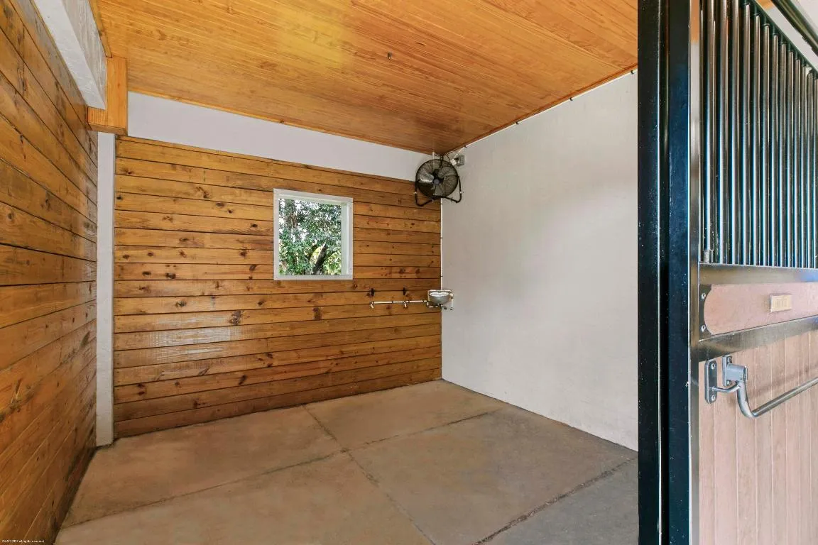 14564 Rolling Rock Pl 044