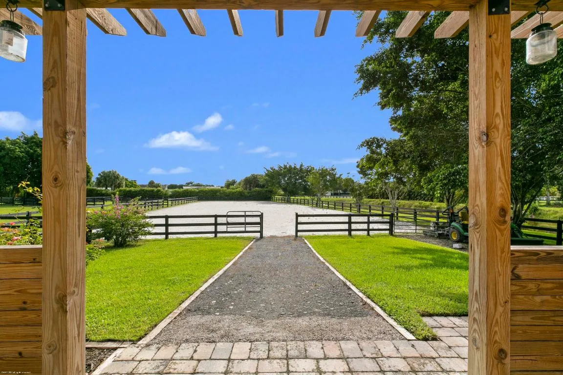 14564 Rolling Rock Pl 048