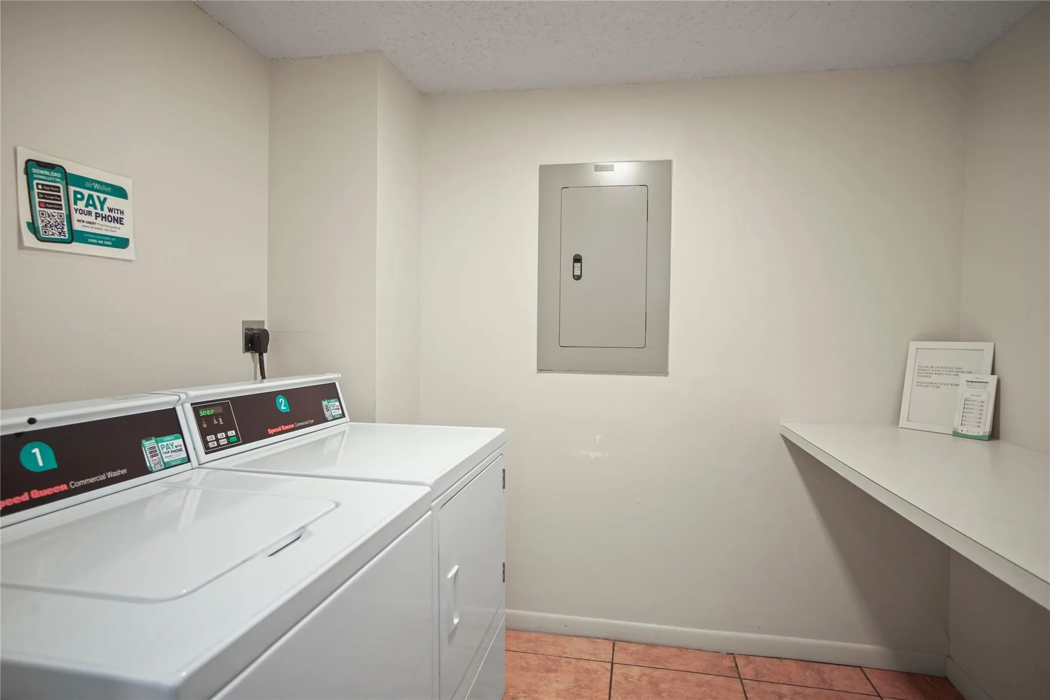 Photo 16