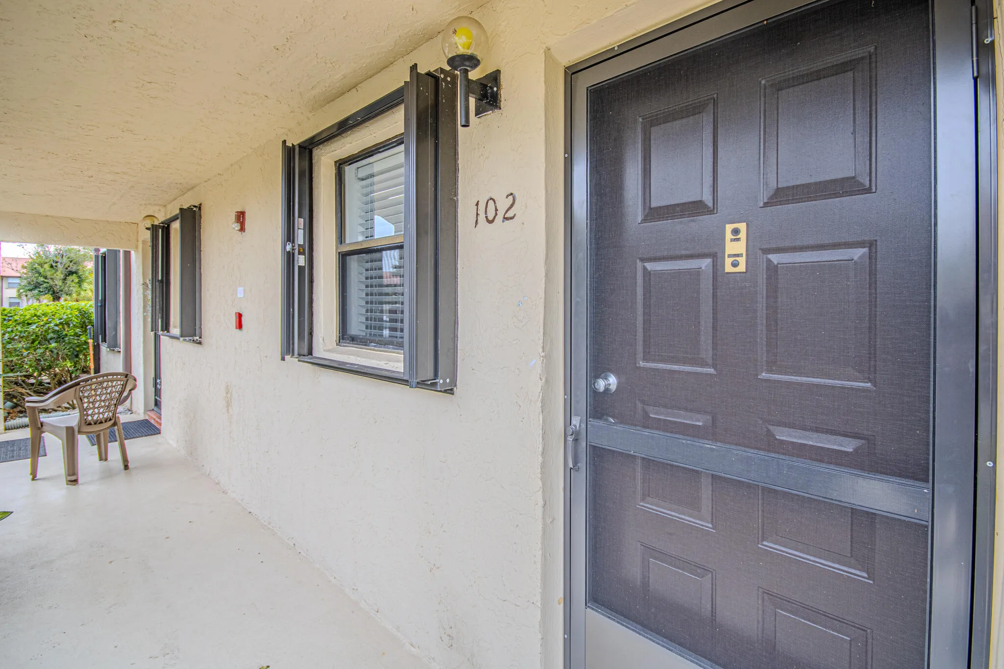 New Screen door on Front Door