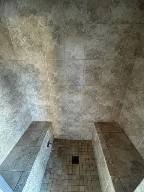 Interior 4 Person Steam Room