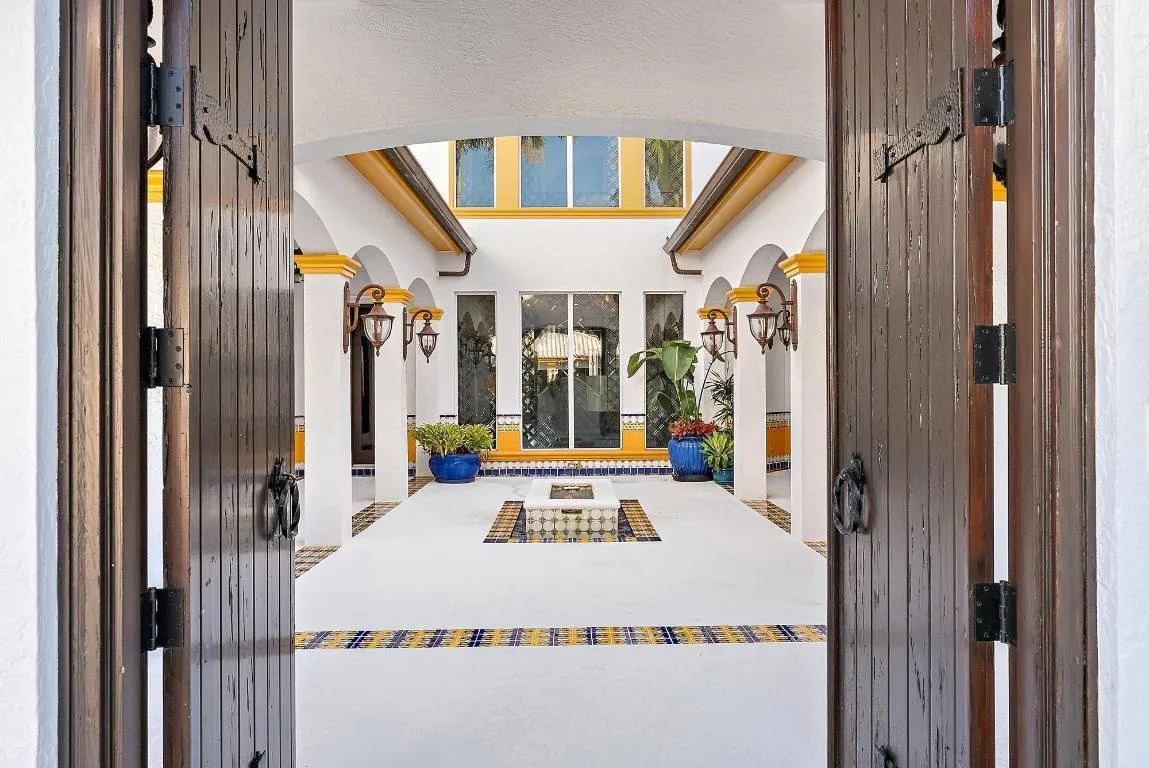 2929 Marys Way -15