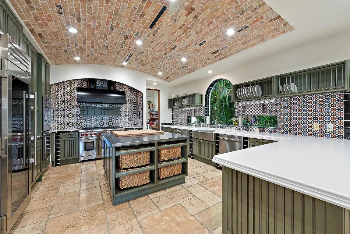 2929 Marys Way -33