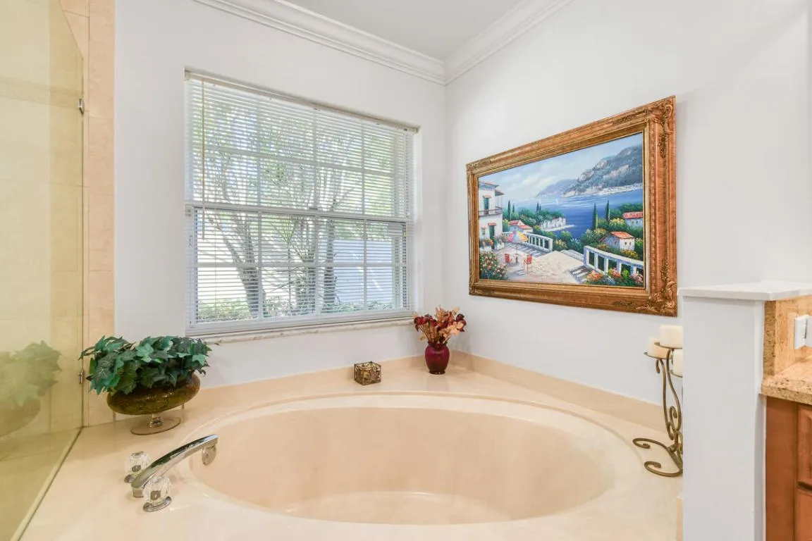 349 Eagleton Golf Dr (57)