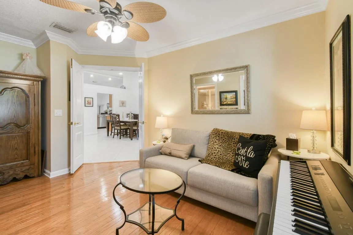 349 Eagleton Golf Dr (39)