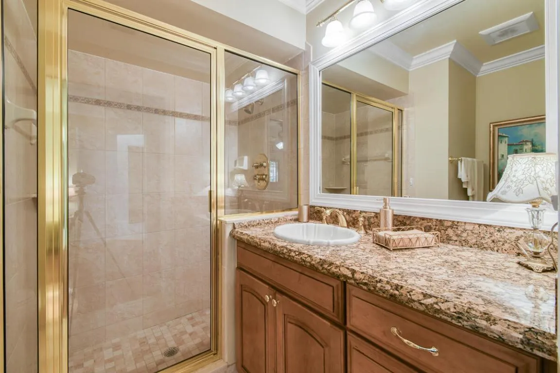 349 Eagleton Golf Dr (40)